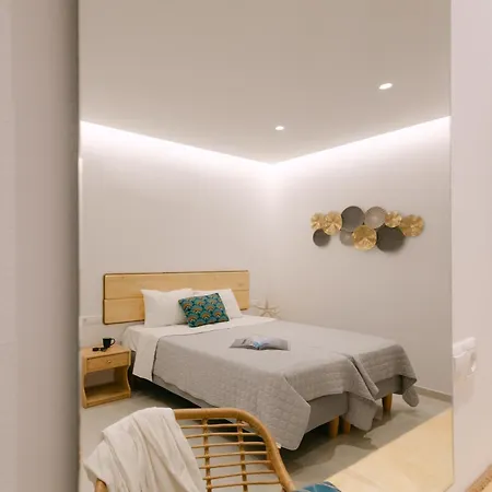 アパートホテル Anemos &