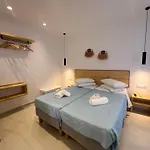Anemos & Lägenhetshotell 4*