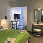 Lägenhetshotell Anemos &