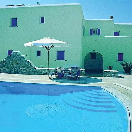 Anemos & شقة فندقية