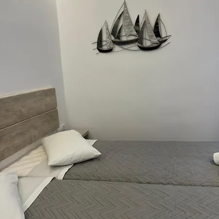 Aparthotel Anemos 3*