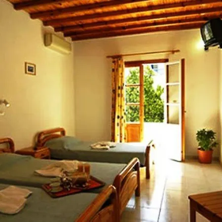 Aparthotel Anemos 3*
